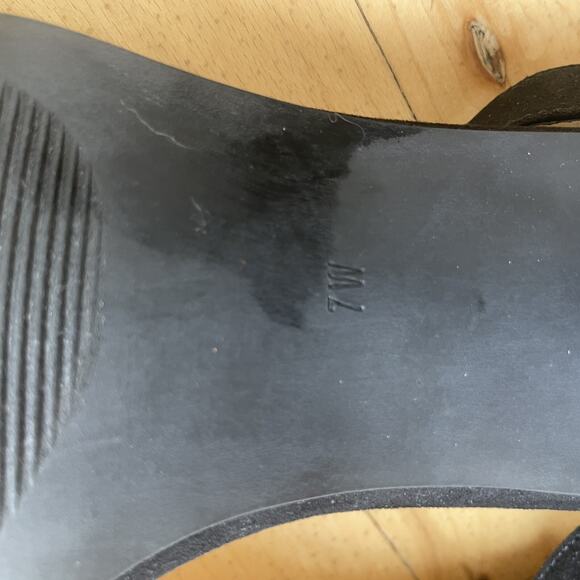 Torrid Black Faux Suede Ankle Strap Stiletto Heel (WW) Women’s‎ Size 7W - Picture 8 of 9